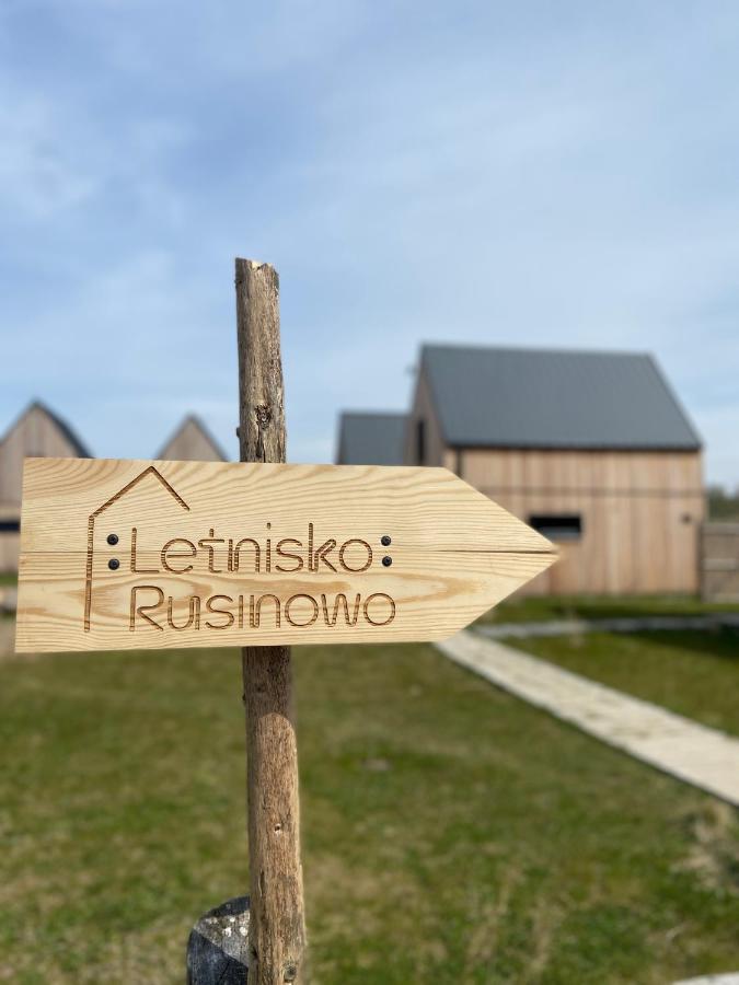 鲁斯诺沃Letnisko Rusinowo别墅 外观 照片